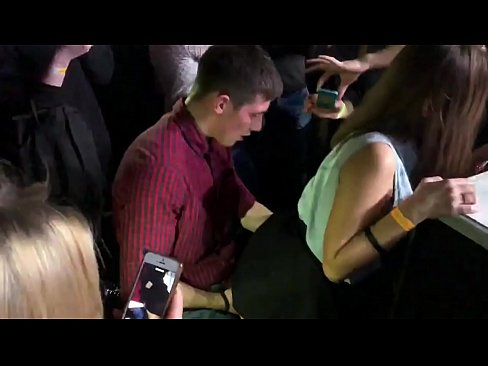 ❤️ Sex real într-un club de noapte rusesc. O rusoaică de 18 ani în anus și vagin futută într-un club de noapte ☑ at ro.sexafinkarasskaz.ru