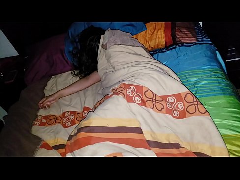 ❤️ Fiul vitreg care își ceartă tânăra mamă vitregă în timp ce ea doarme. ☑ at ro.sexafinkarasskaz.ru